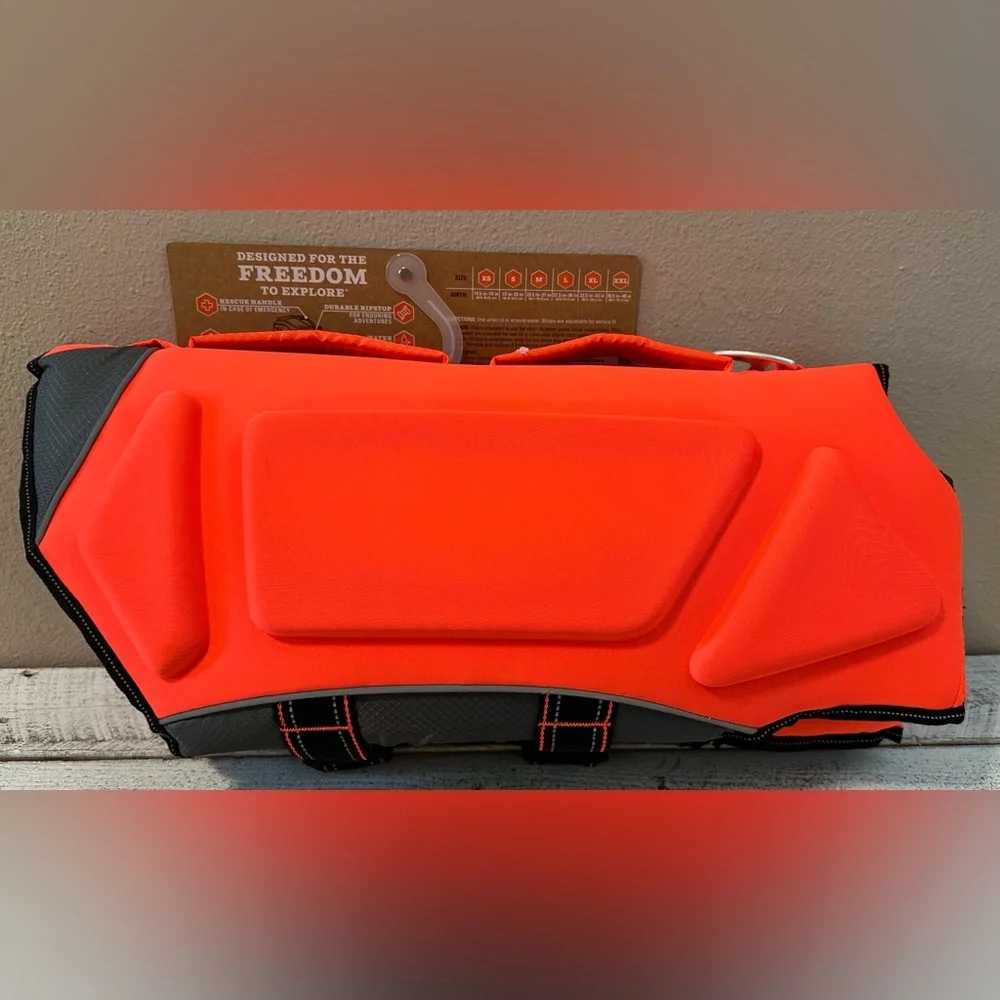 Arcadia Trail High-Visibility Life Jacket for Dog - NWT